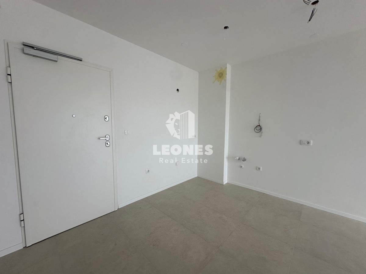 Appartamento al secondo piano in un nuovo edificio di qualità con ascensore e vista sul mare a Tar