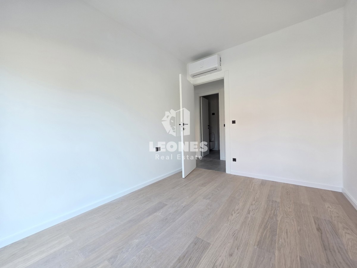 Appartamento con due camere da letto e giardino in un moderno edificio di nuova costruzione a Umag - Umago