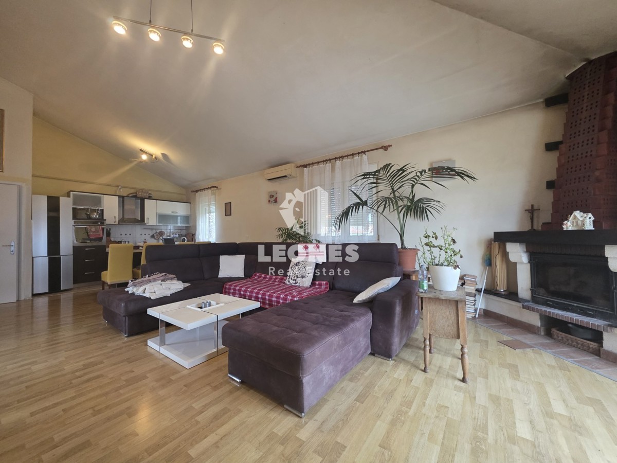 Casa con piscina vicino a Umag - Umago