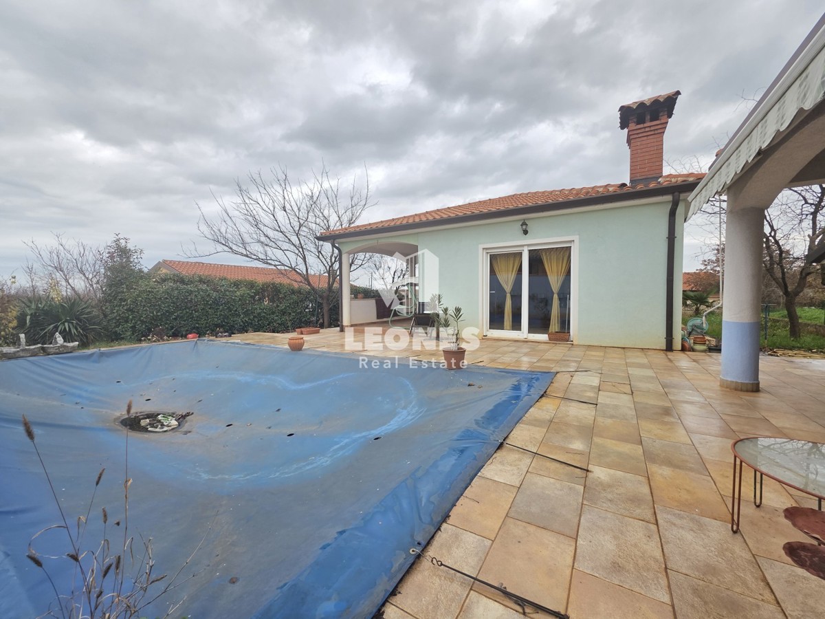 Casa con piscina vicino a Umag - Umago