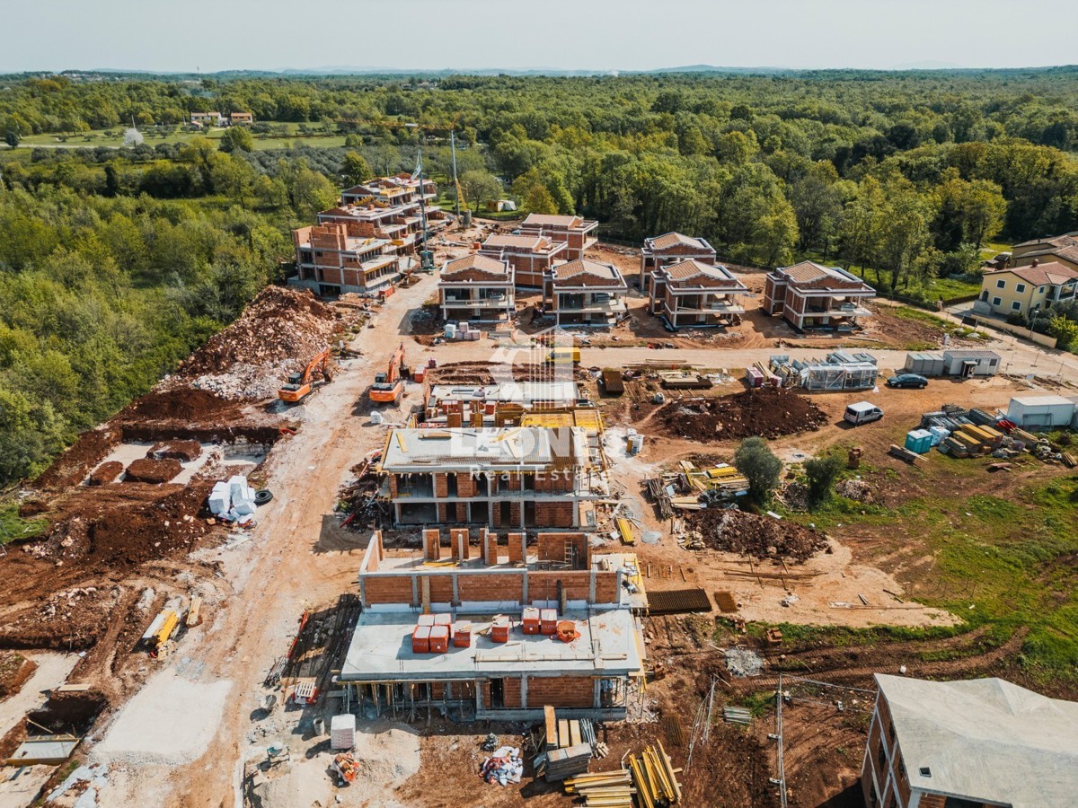 Moderno appartamento in costruzione a 200 m dal mare e dalla spiaggia, villaggio Lovrečica