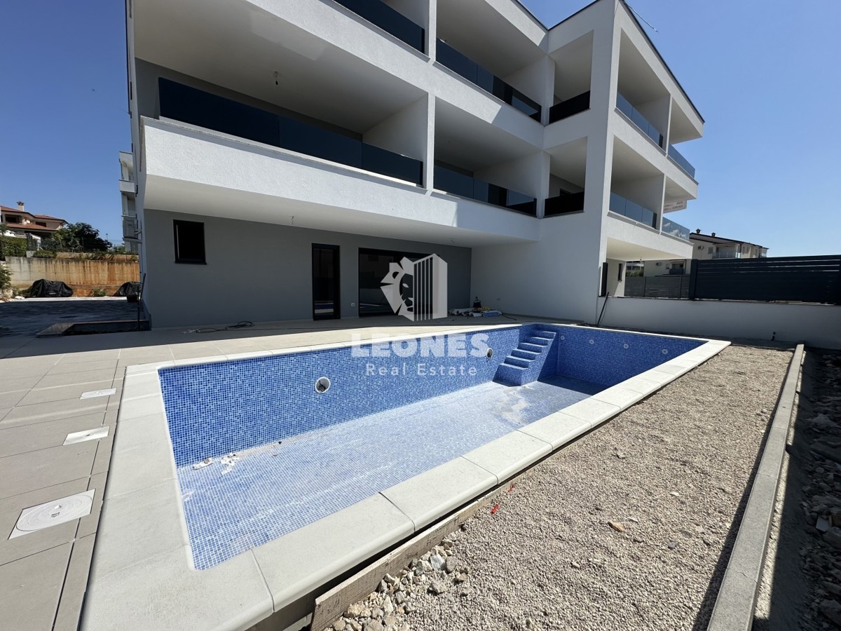 Appartamento con piscina in un'ottima posizione a Cittanova