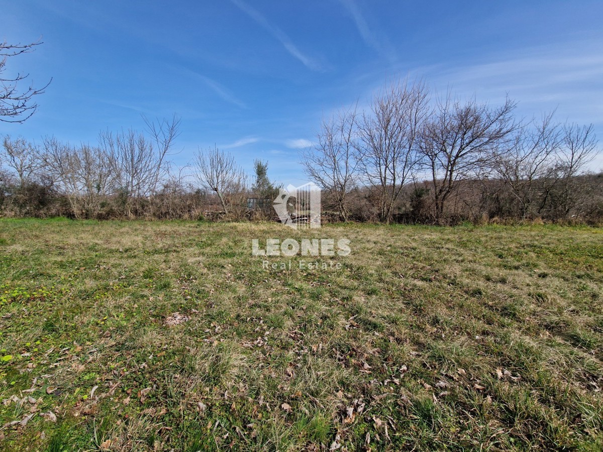 Terreno edificabile nelle vicinanze di Umag - Umago