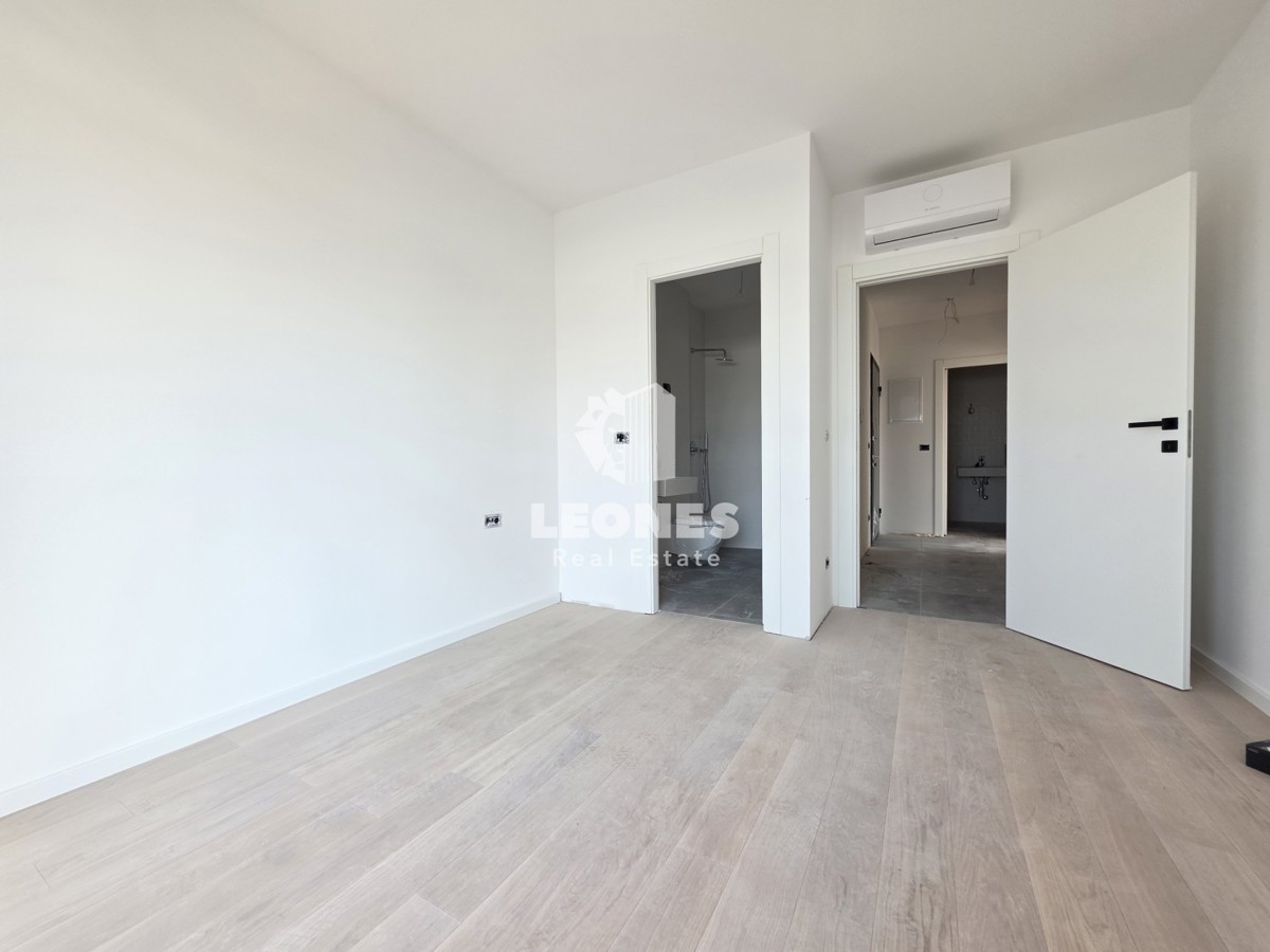 Wohnung in einem modernen Neubau mit zwei Parkplätzen in Umag