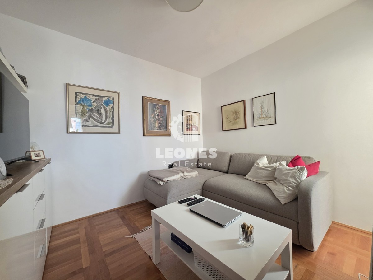 Appartamento duplex con posto auto in garage a Umag - Umago