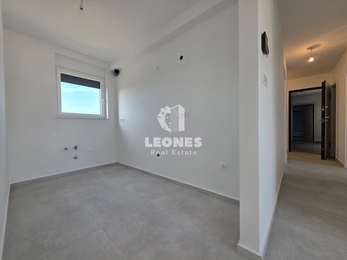 Appartamento al primo piano in un edificio di nuova costruzione di qualità a Vabriga - Tar