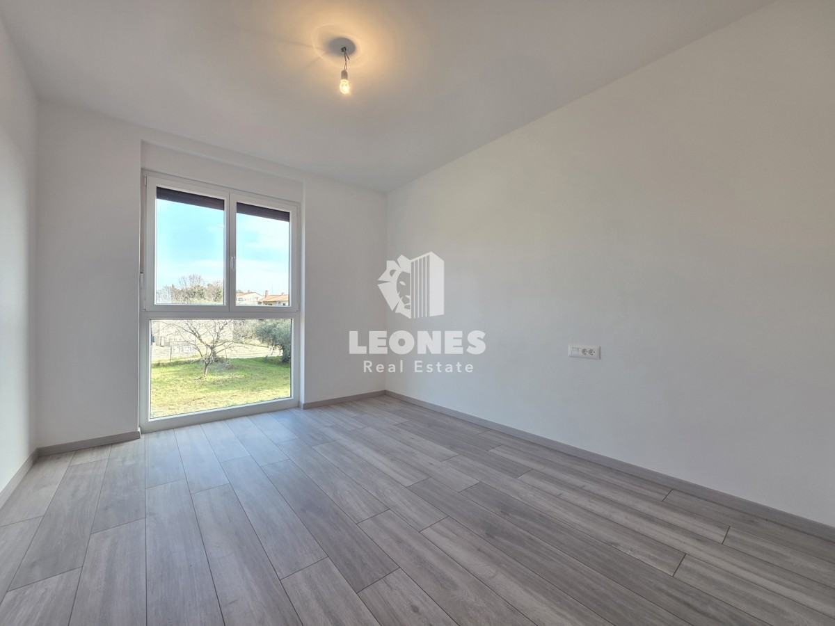 Appartamento al primo piano in un edificio di nuova costruzione di qualità a Vabriga - Tar