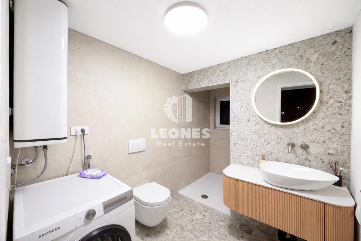 Wohnung mit zwei Schlafzimmern und Galerie in ruhiger Lage in Novigrad ...