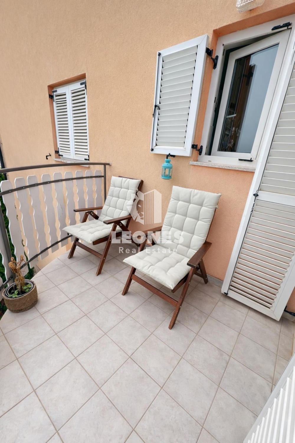 Wohnung mit zwei Schlafzimmern und Galerie in ruhiger Lage in Novigrad ...