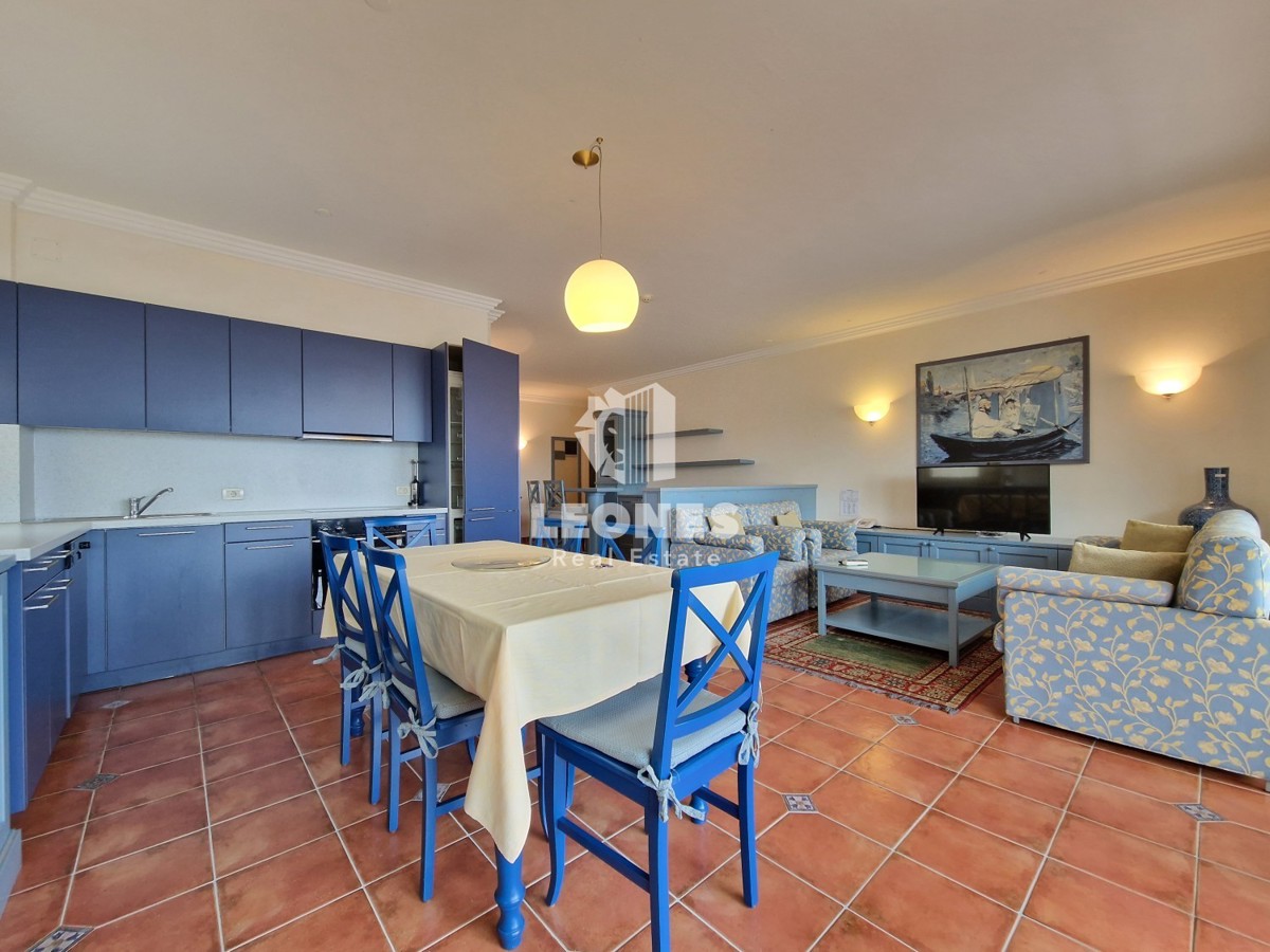 Appartamento con vista mare vicino a Umago, Crveni Vrh