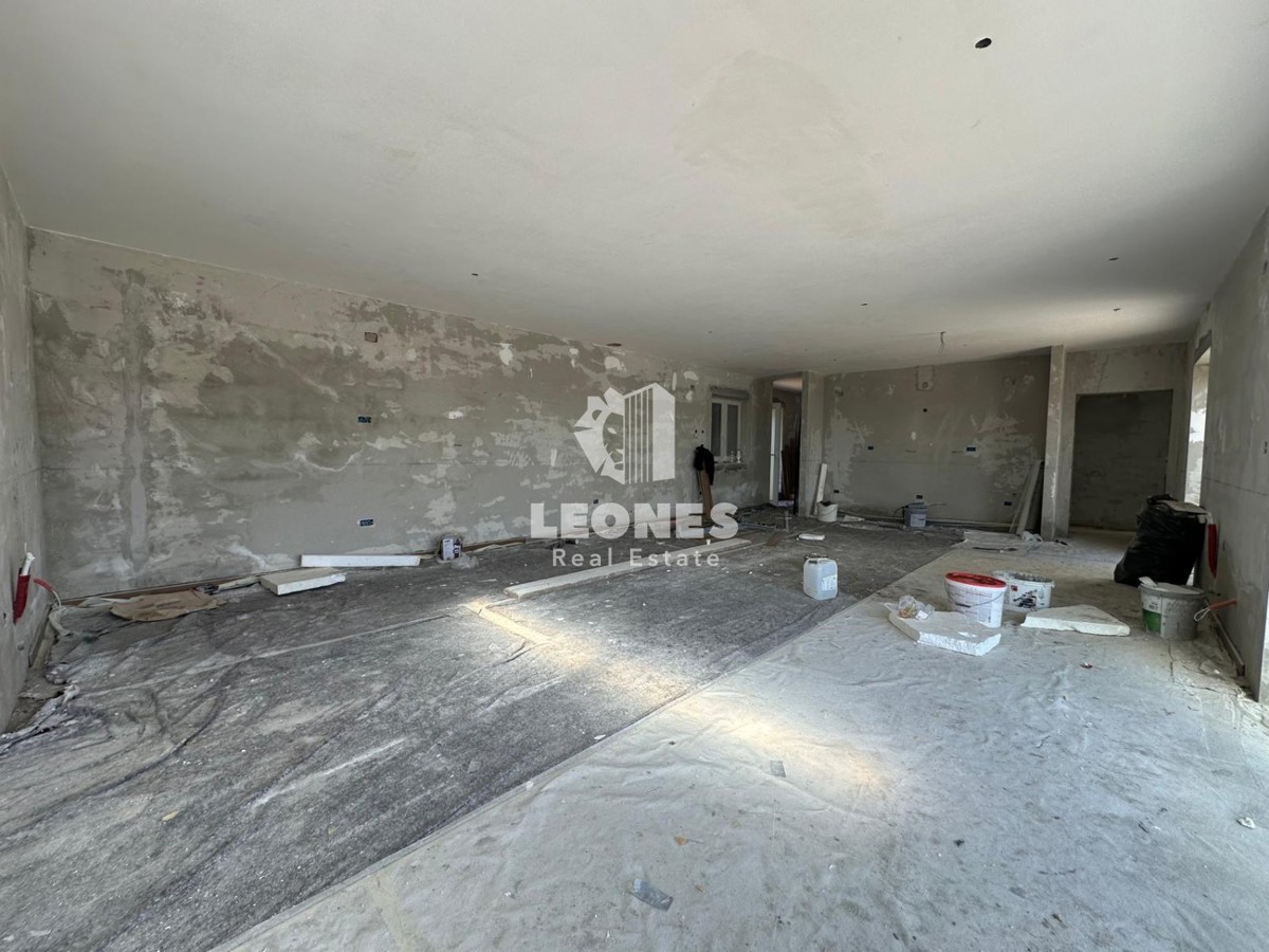 Incantevole casa in pietra con vista sul mare e piscina a sfioro nelle vicinanze di Buie