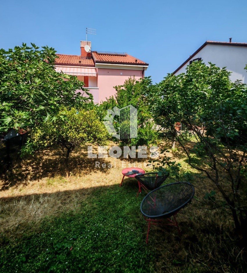 Casa con tre unità abitative con vista mare a Crveni Vrh, Savudrija