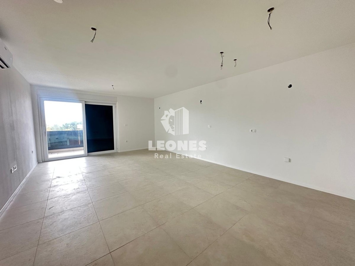 Confortevole appartamento in un moderno palazzo di nuova costruzione con ascensore a soli 700 metri dal mare