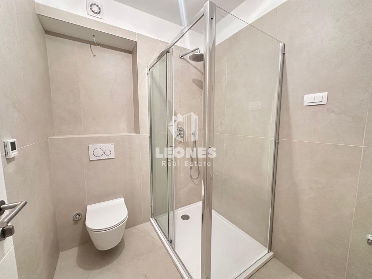 Confortevole appartamento in un moderno palazzo di nuova costruzione con ascensore a soli 700 metri dal mare