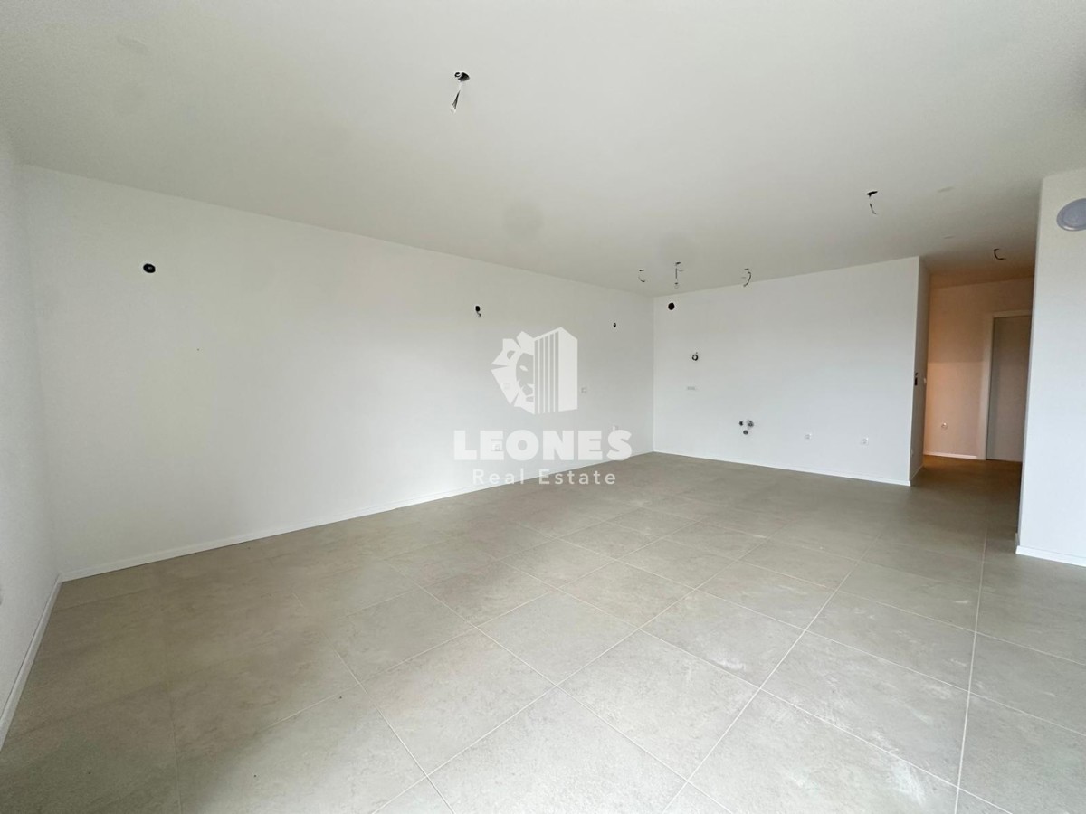 Confortevole appartamento in un moderno palazzo di nuova costruzione con ascensore a soli 700 metri dal mare