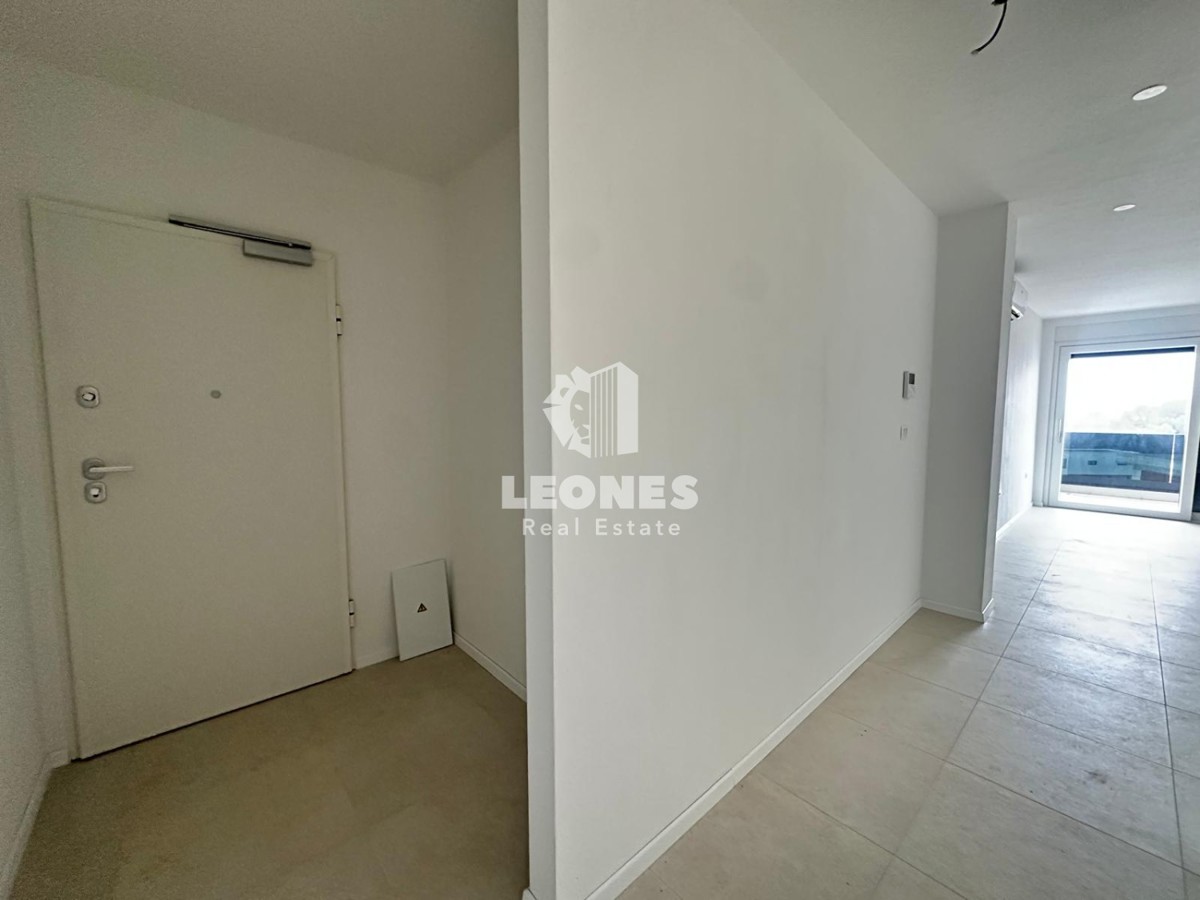 Confortevole appartamento in un moderno palazzo di nuova costruzione con ascensore a soli 700 metri dal mare