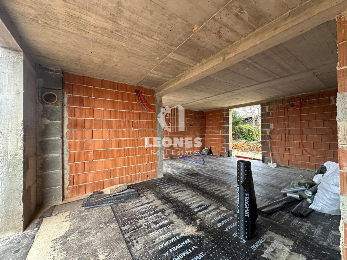 Casa di qualità con piscina in una posizione tranquilla a Cittanova