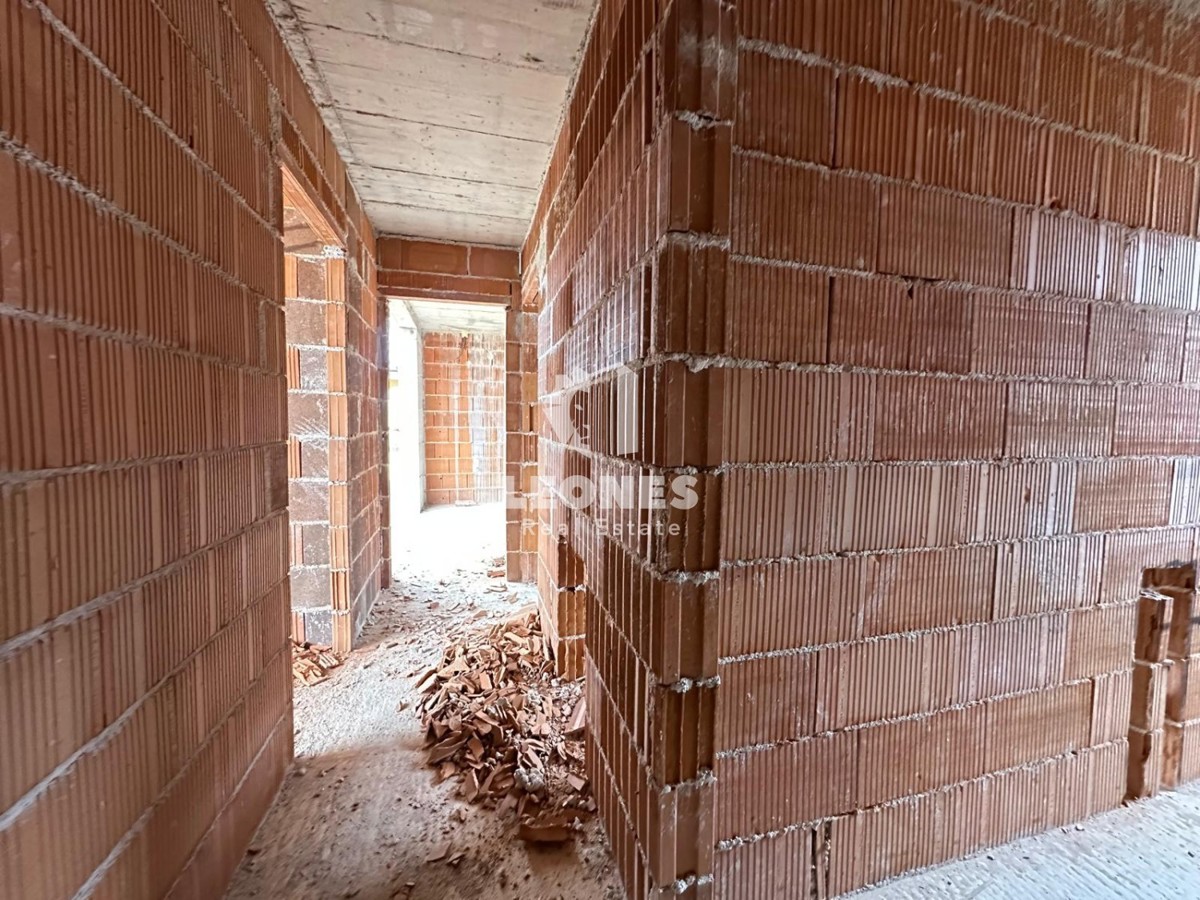 Casa di qualità con piscina in una posizione tranquilla a Cittanova