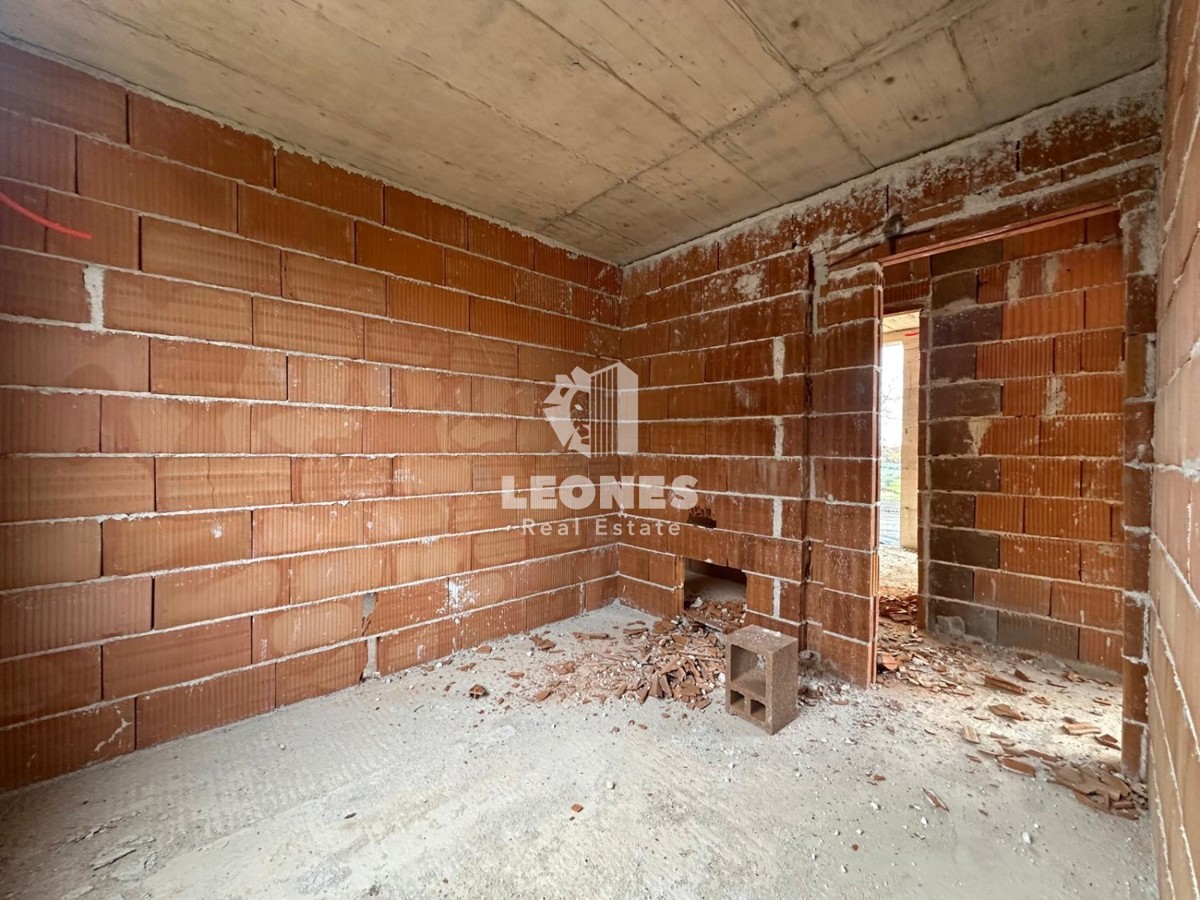 Casa di qualità con piscina in una posizione tranquilla a Cittanova