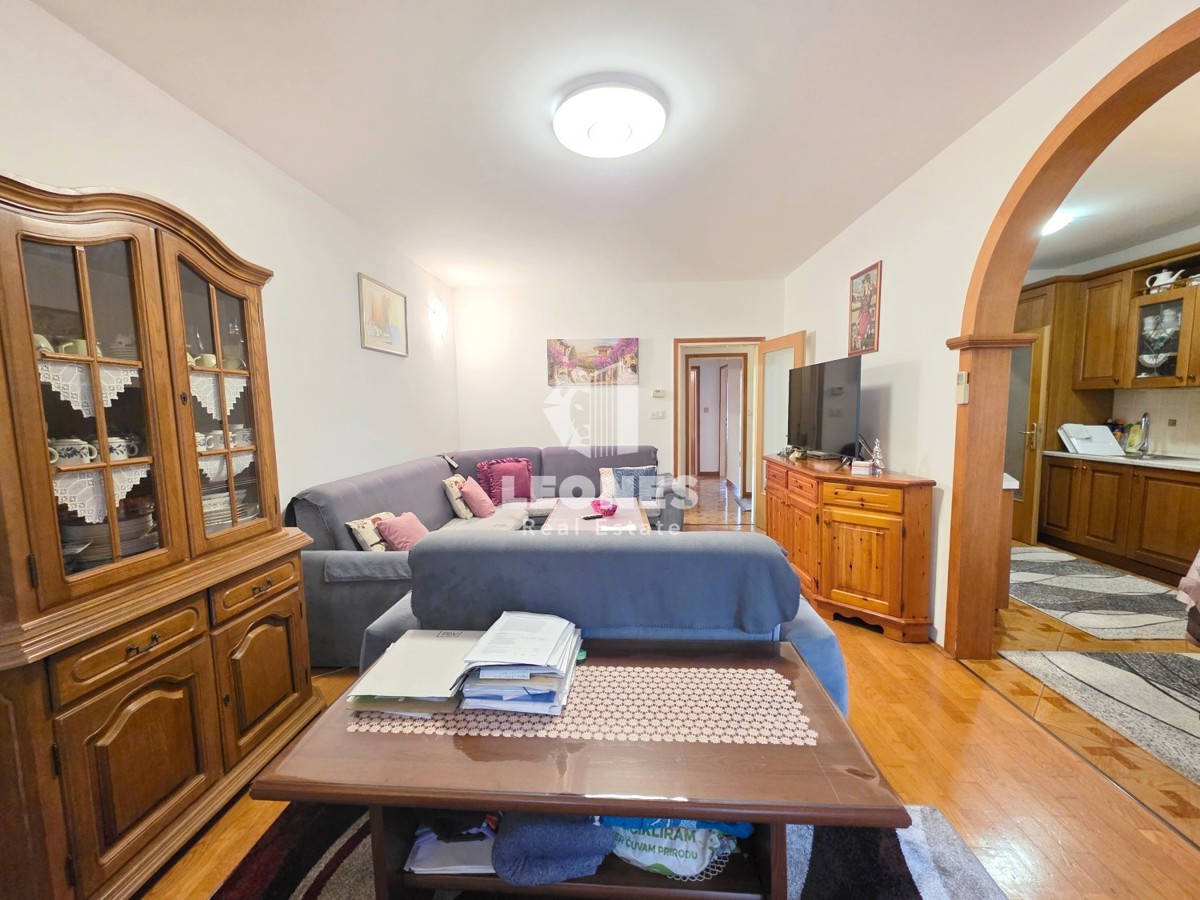 Appartamento in un'ottima posizione a Umag - Umago