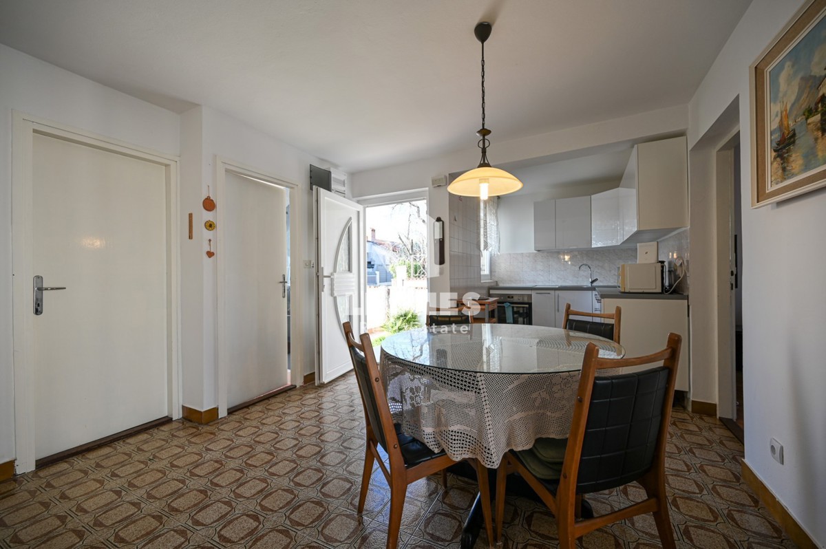 Casa bifamiliare a soli 250 metri dal mare nei dintorni di Umago