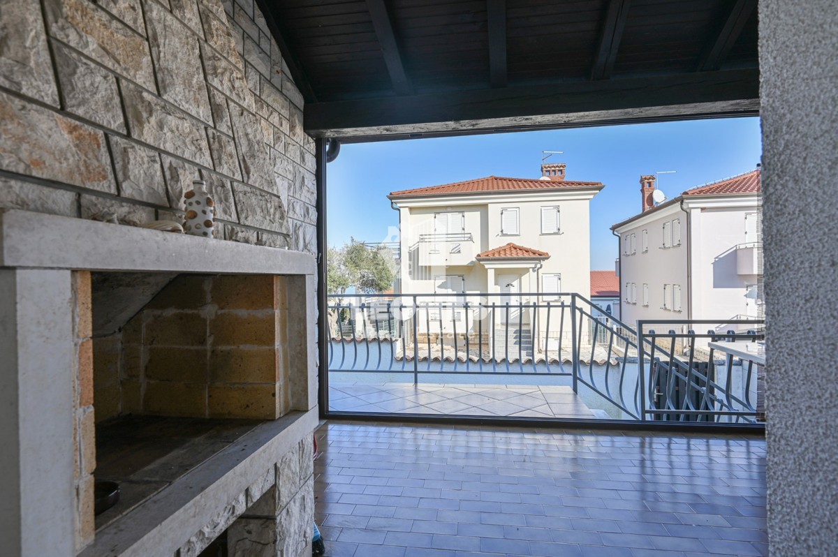 Casa bifamiliare a soli 250 metri dal mare nei dintorni di Umago