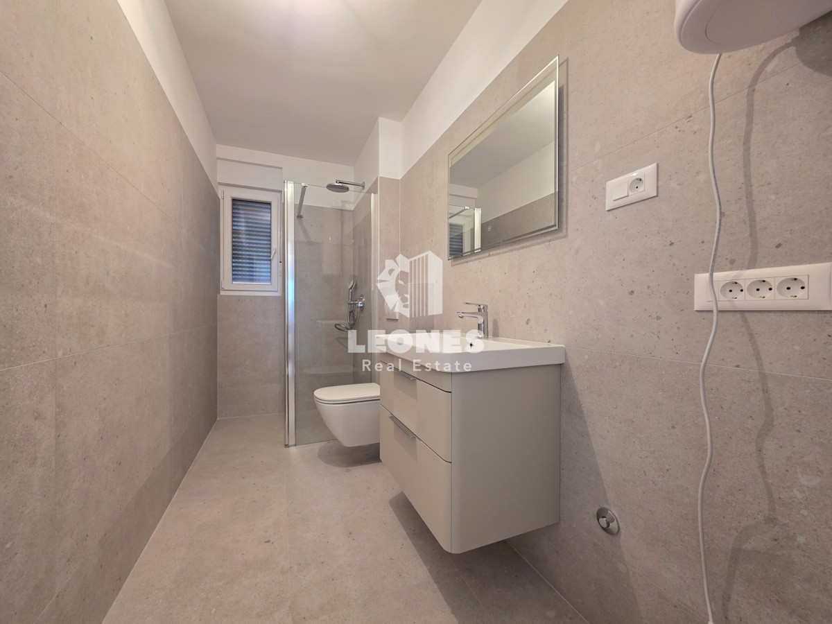 Appartamento con giardino in un edificio di nuova costruzione di qualità a Vabriga, vicino a Poreč - Parenzo