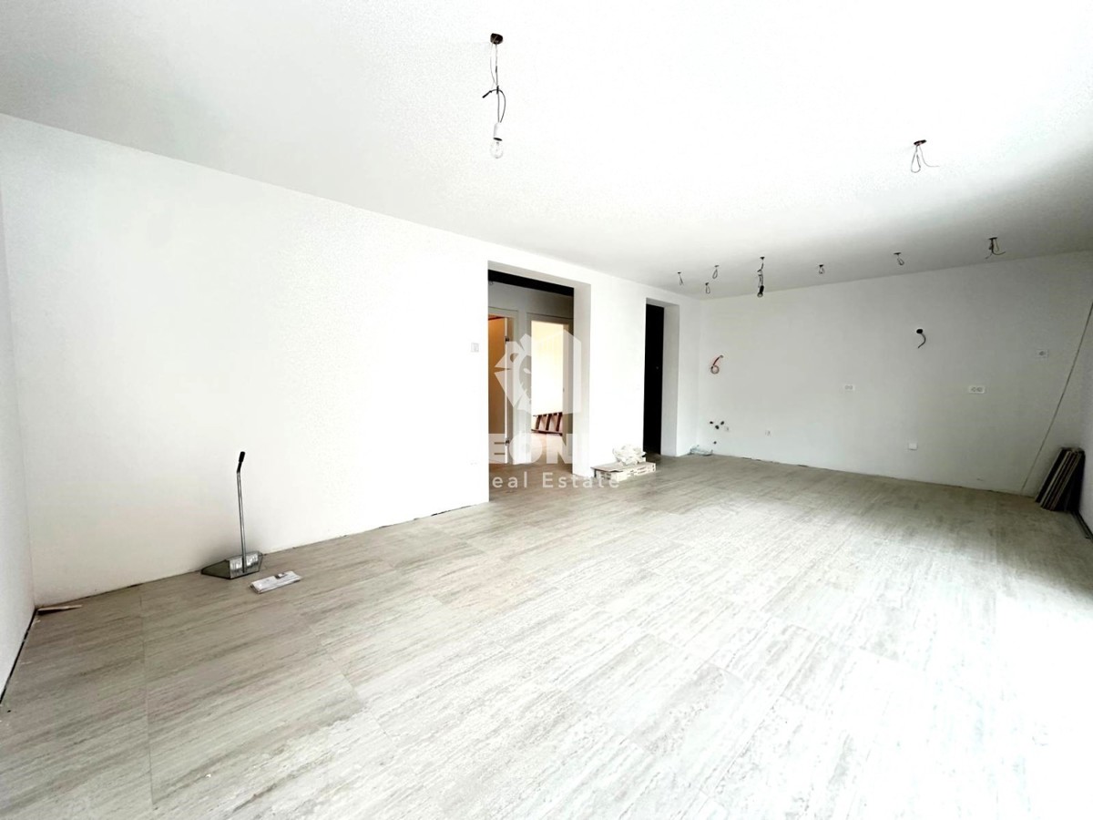 Appartamento in una nuova costruzione con cortile a Cittanova