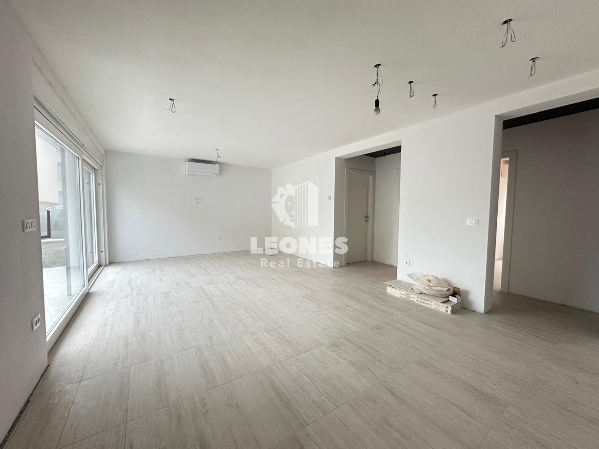 Appartamento in una nuova costruzione con cortile a Cittanova