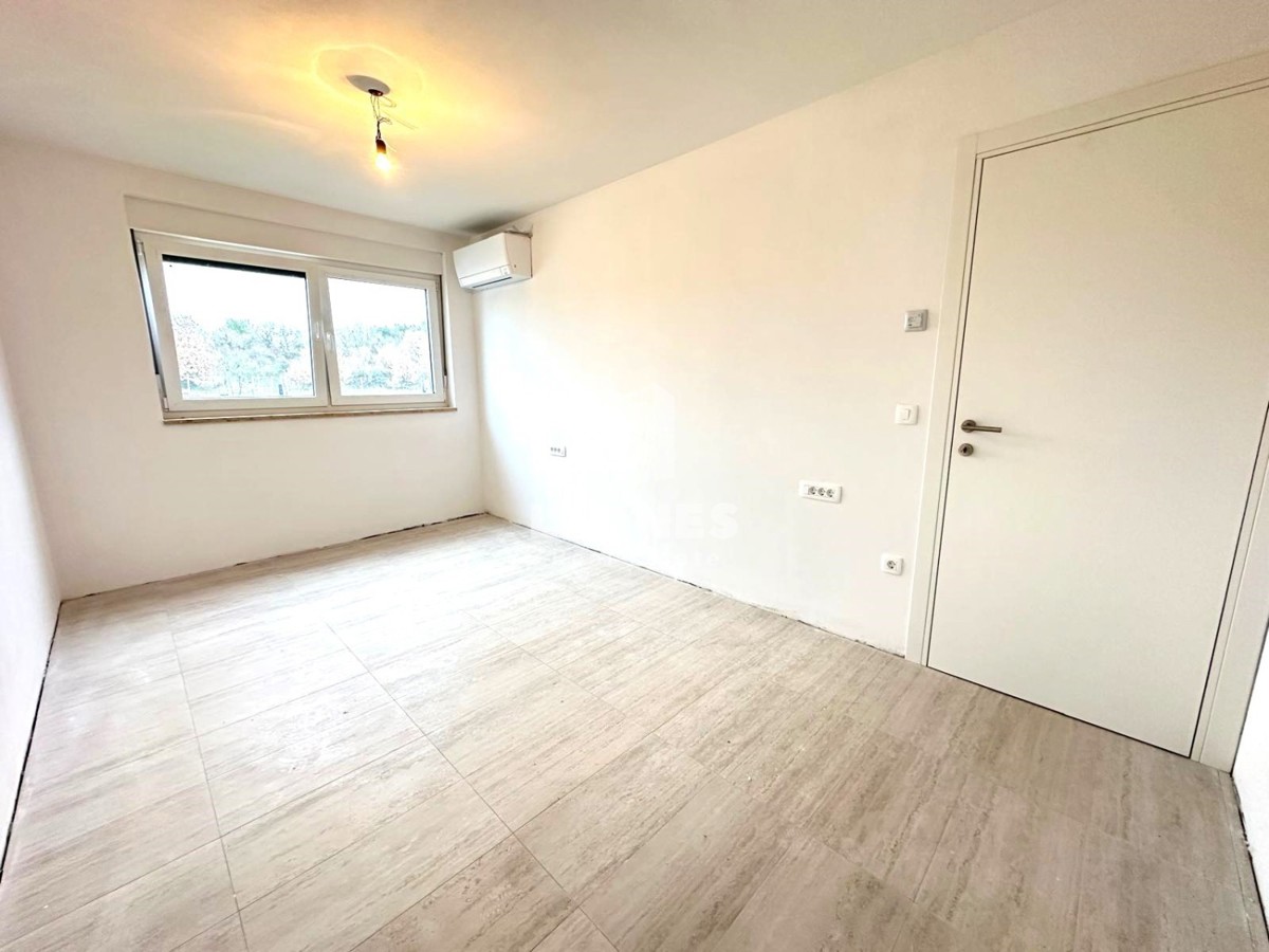 Appartamento in una nuova costruzione con cortile a Cittanova