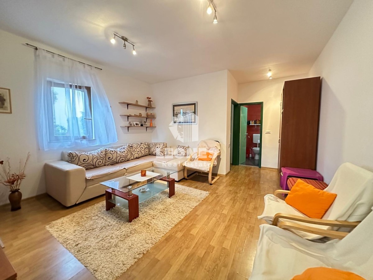 Appartamento al piano terra con giardino a soli 600 metri dal mare a Cittanova