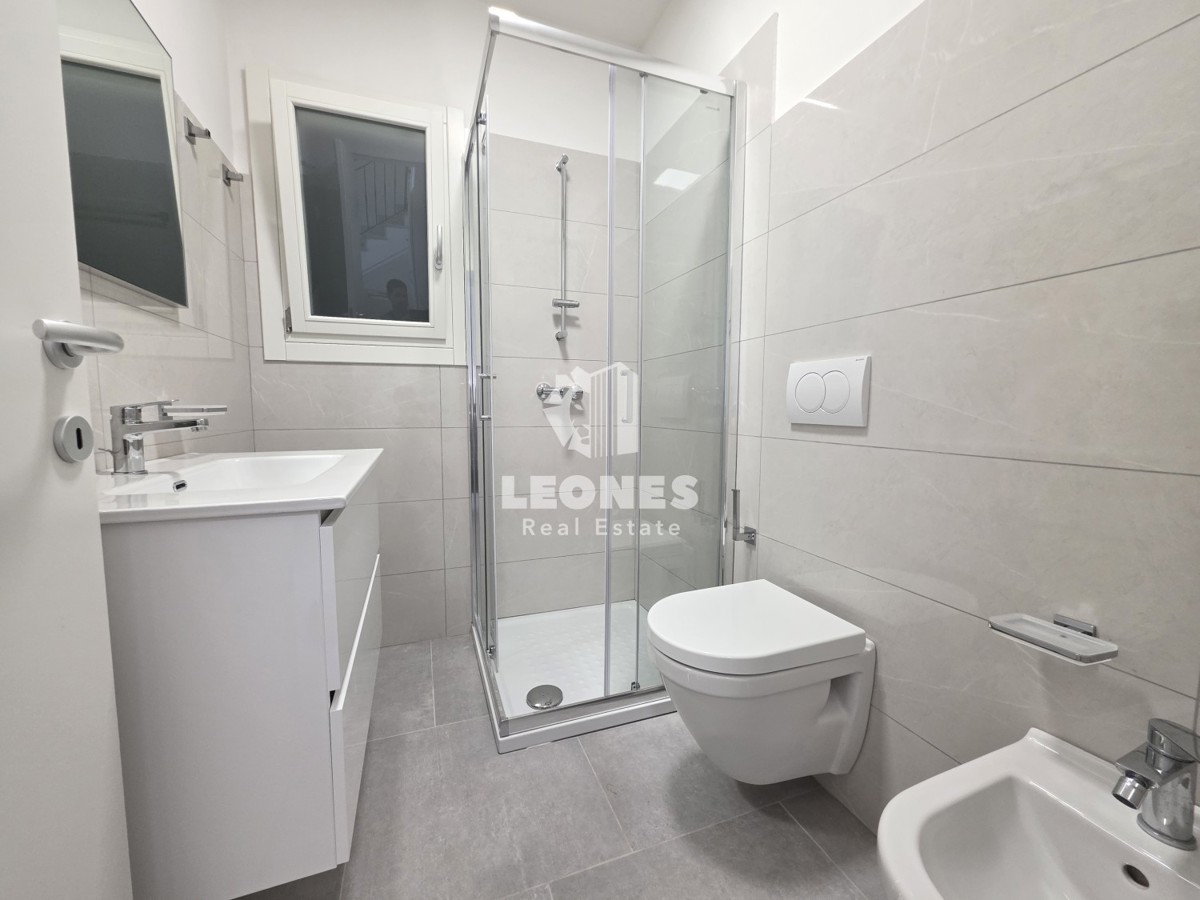 Appartamento duplex con giardino vicino a Umag - Umago