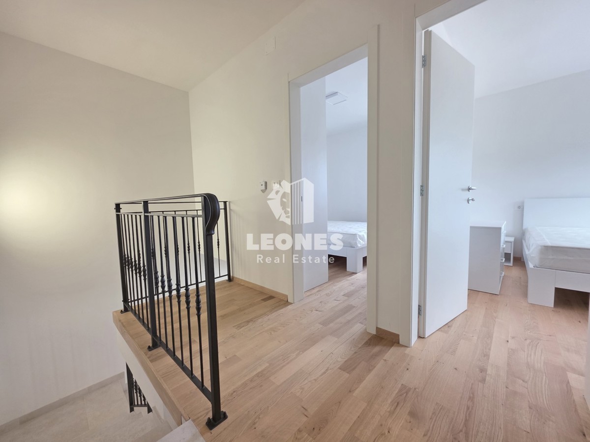 Appartamento duplex con giardino vicino a Umag - Umago