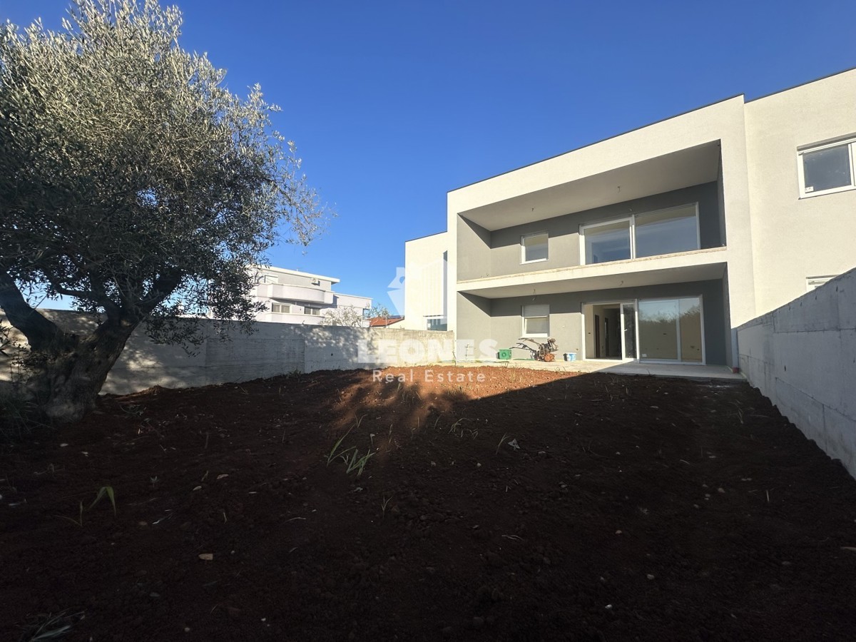 Appartamento a Cittanova in una nuova costruzione con giardino