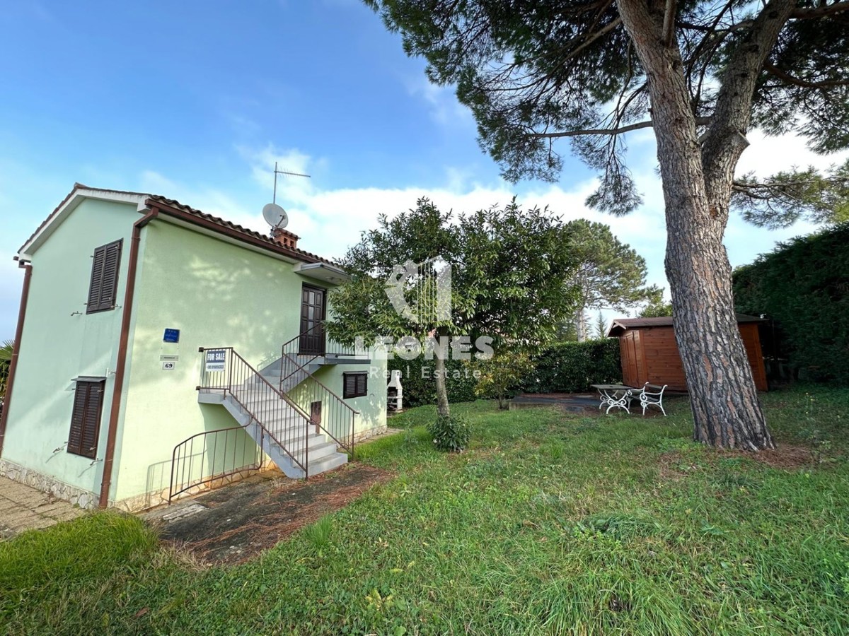 Casa indipendente con vista sul mare nelle vicinanze di Cittanova