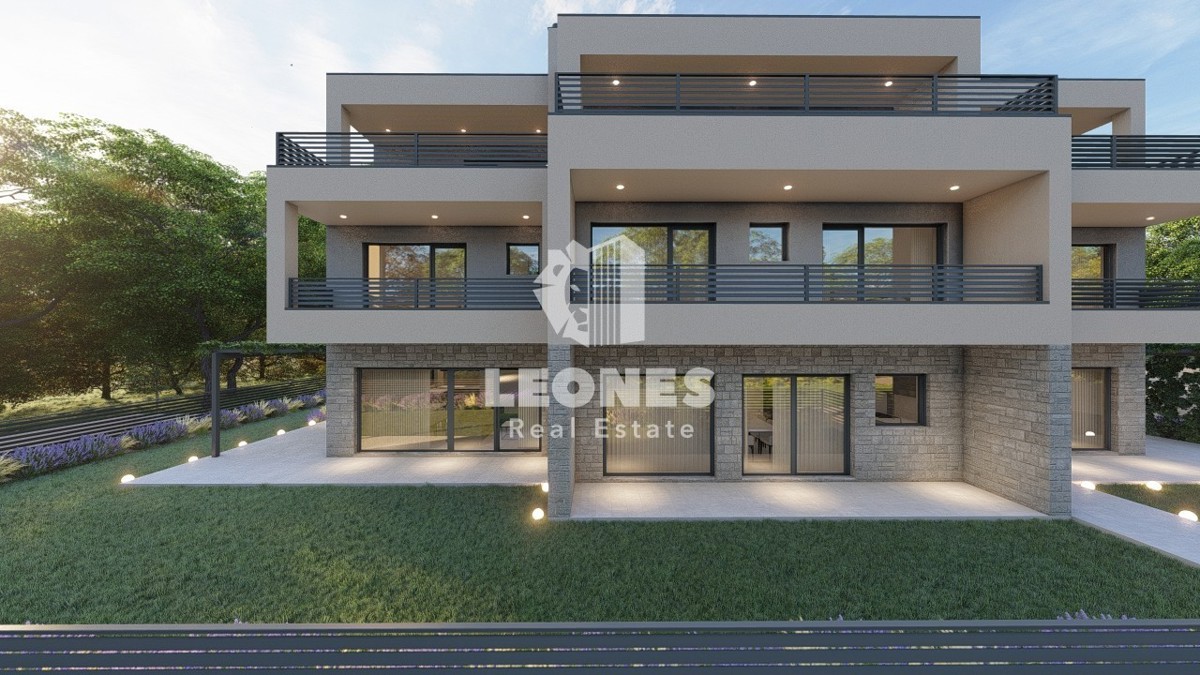 Casa a schiera con vista mare vicino a Umag - Umago