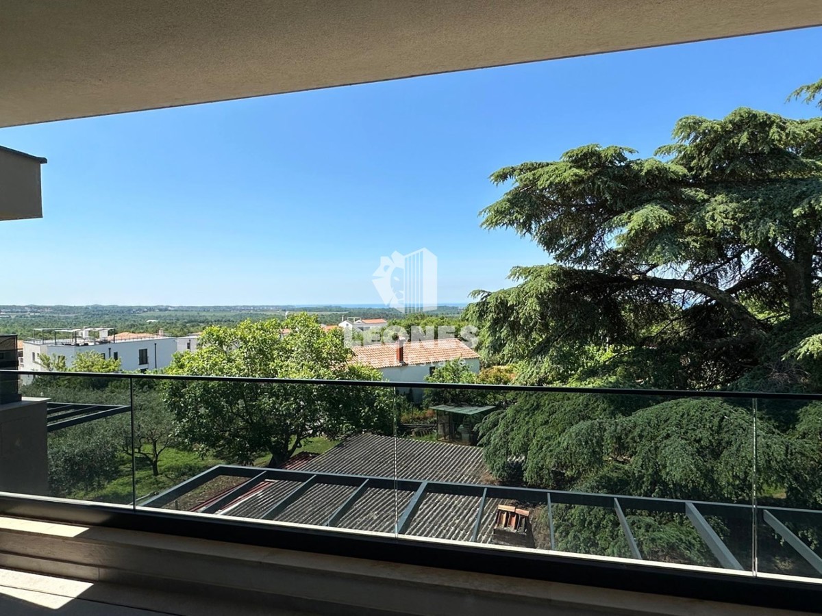 Appartamento a due piani con vista mare in posizione tranquilla a Tar