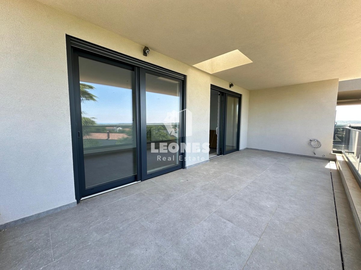Appartamento a due piani con vista mare in posizione tranquilla a Tar