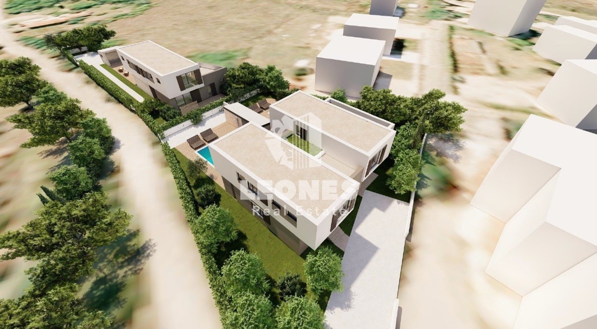 Terreno edificabile con utenze pagate vicino a Umag - Umago