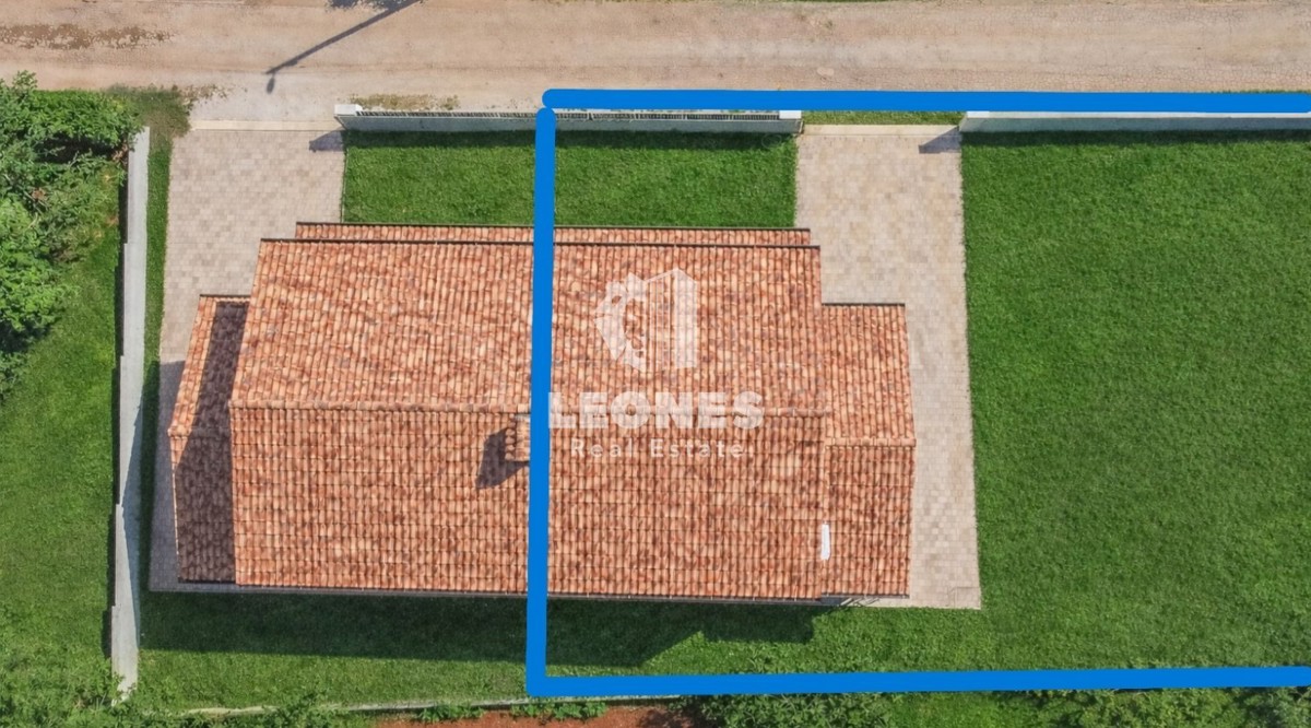 Casa bifamiliare vicino a Tar - Torre