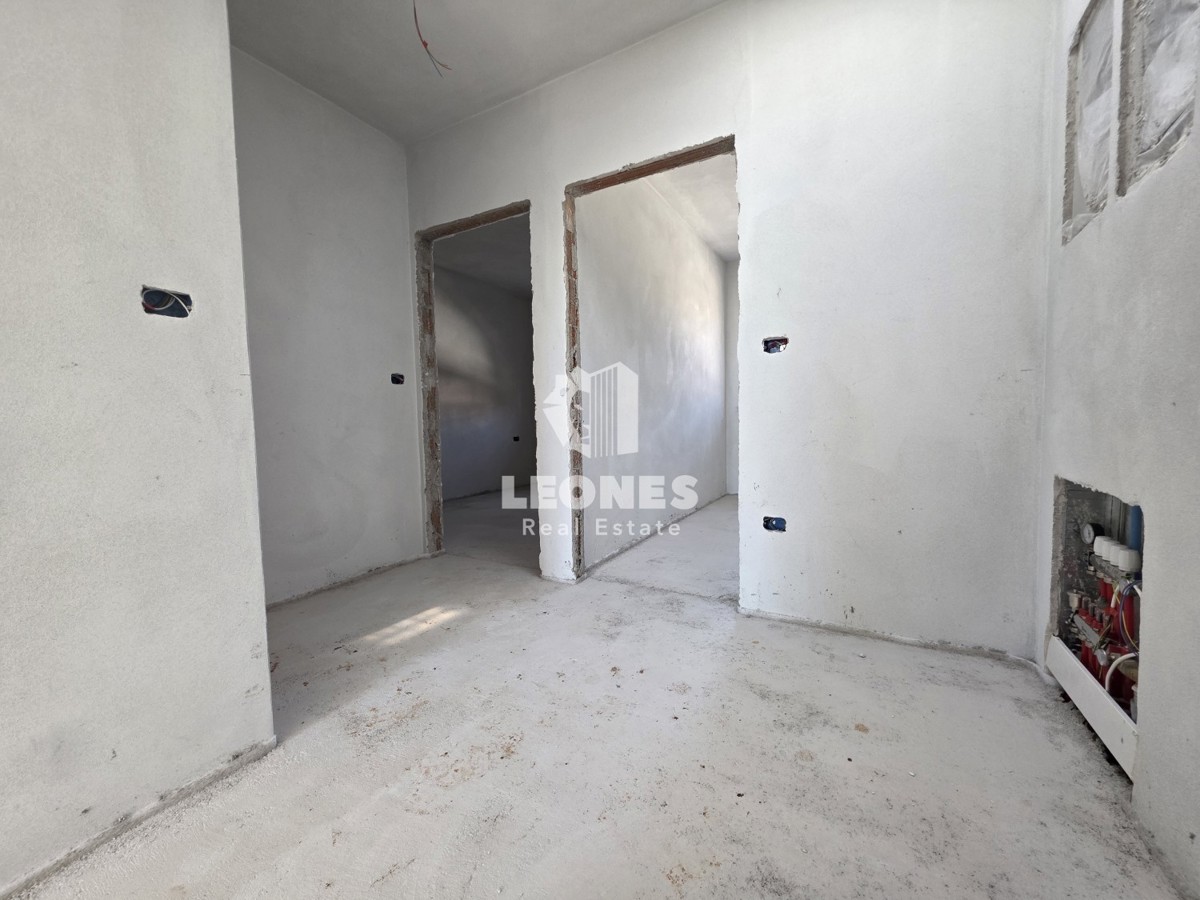 Casa bifamiliare moderna con piscina nelle vicinanze di Umag - Umag