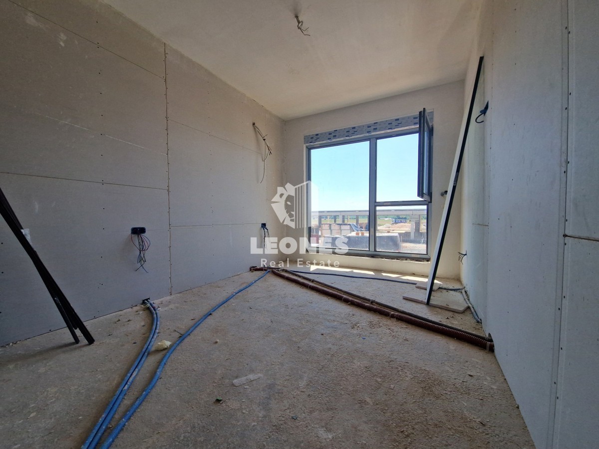 Appartamento bilocale con giardino in una nuova costruzione a Umag - Umago