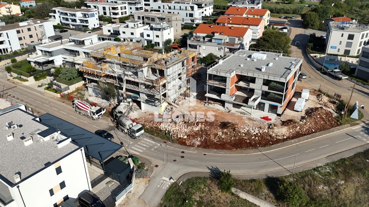 Appartamento di qualità in un lussuoso edificio nuovo con ascensore e vista sul mare a Cittanova