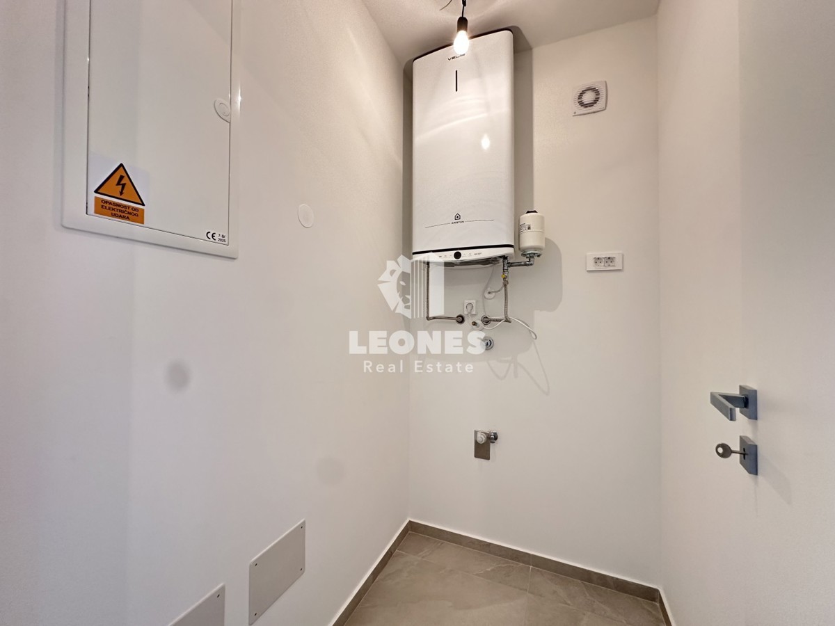 Appartamento di qualità in un lussuoso edificio nuovo con ascensore e vista sul mare a Cittanova