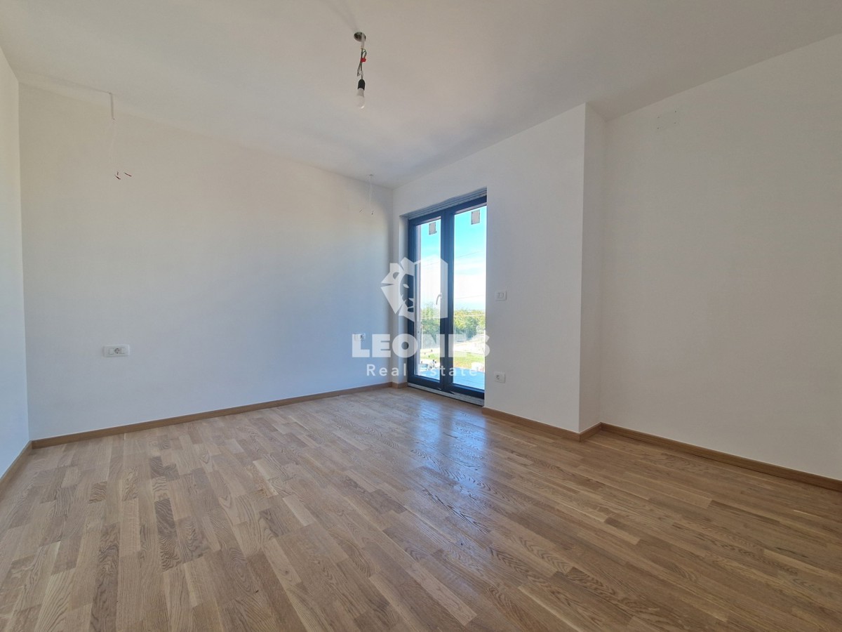 Appartamento trilocale con vista sul mare nelle vicinanze di Umag - Umago
