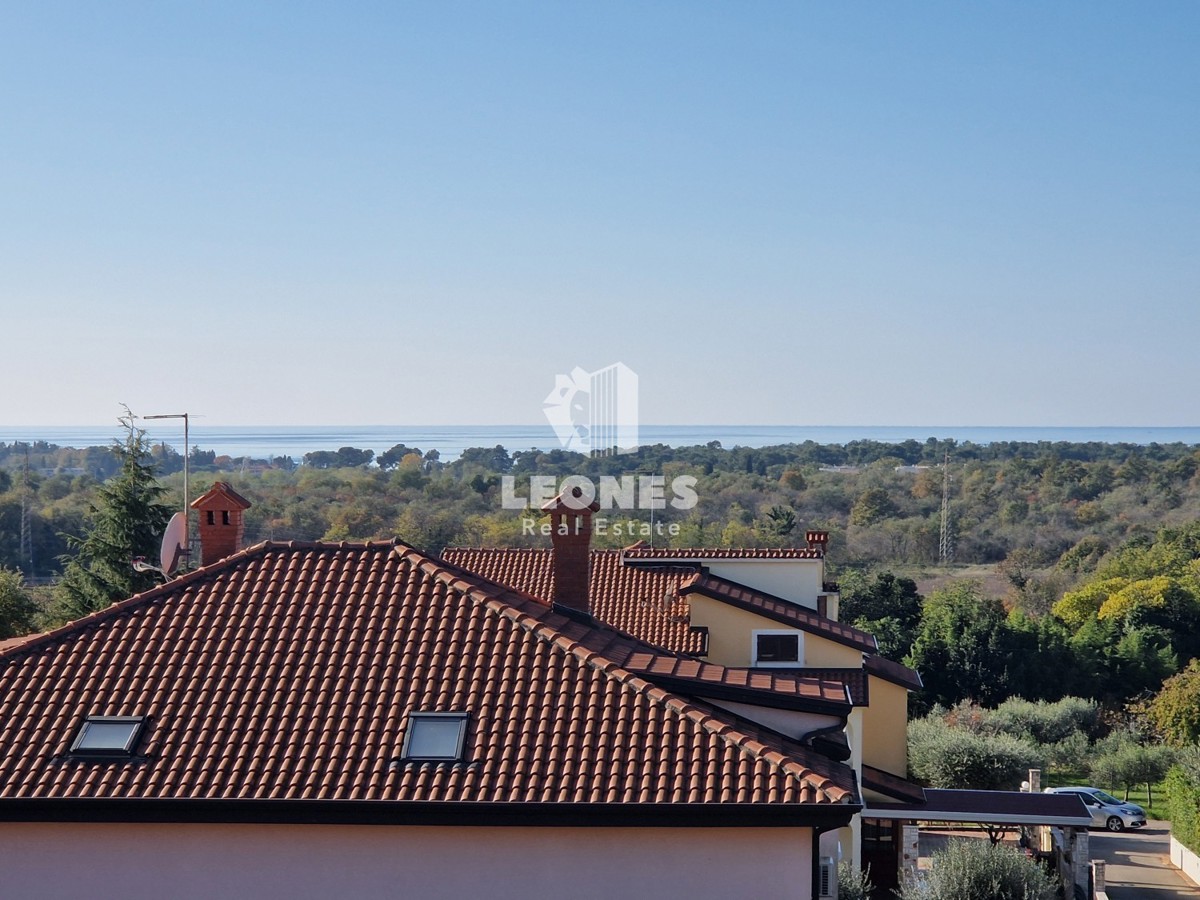 Appartamento con vista mare e piscina vicino a Umag - Umago