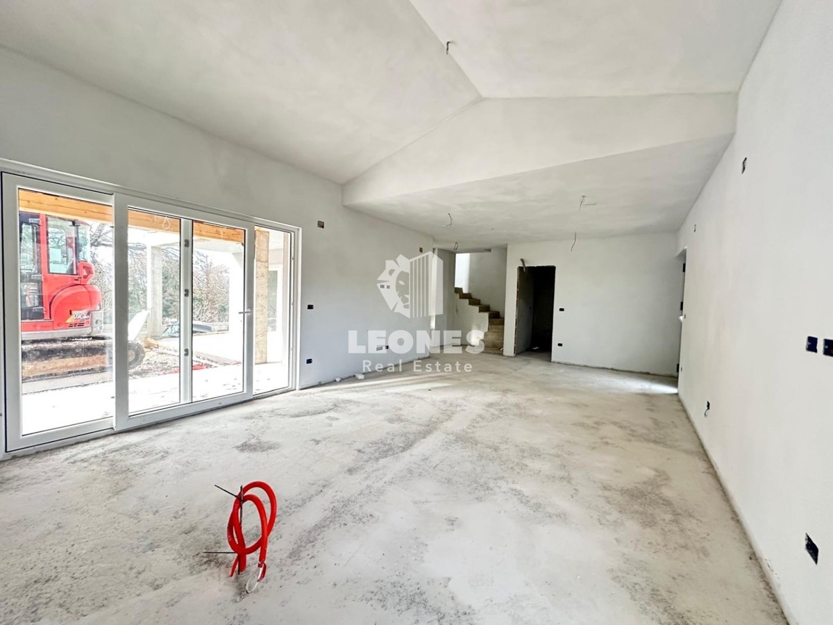 Bella casa indipendente in stile rustico nei pressi di Verteneglio