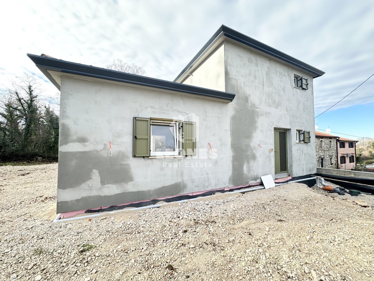 Bella casa indipendente in stile rustico nei pressi di Verteneglio