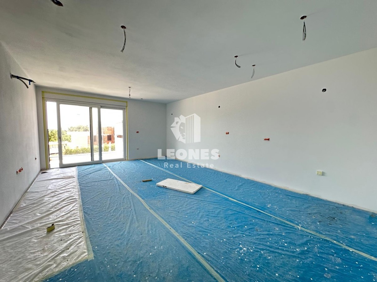 Confortevole appartamento al primo piano con due camere da letto a soli 700 metri dal mare a Tar
