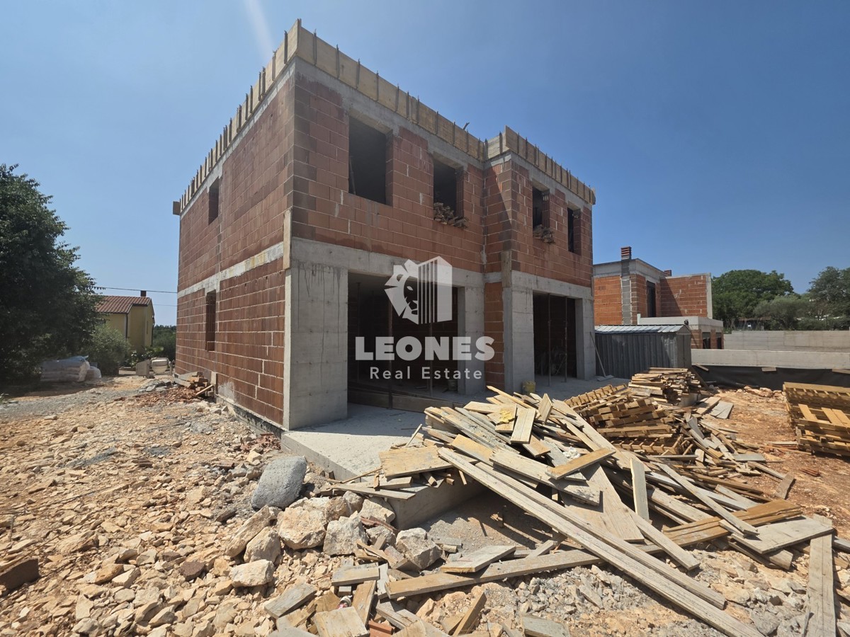 Moderna casa bifamiliare con piscina ai dintorni di Umag - Umago
